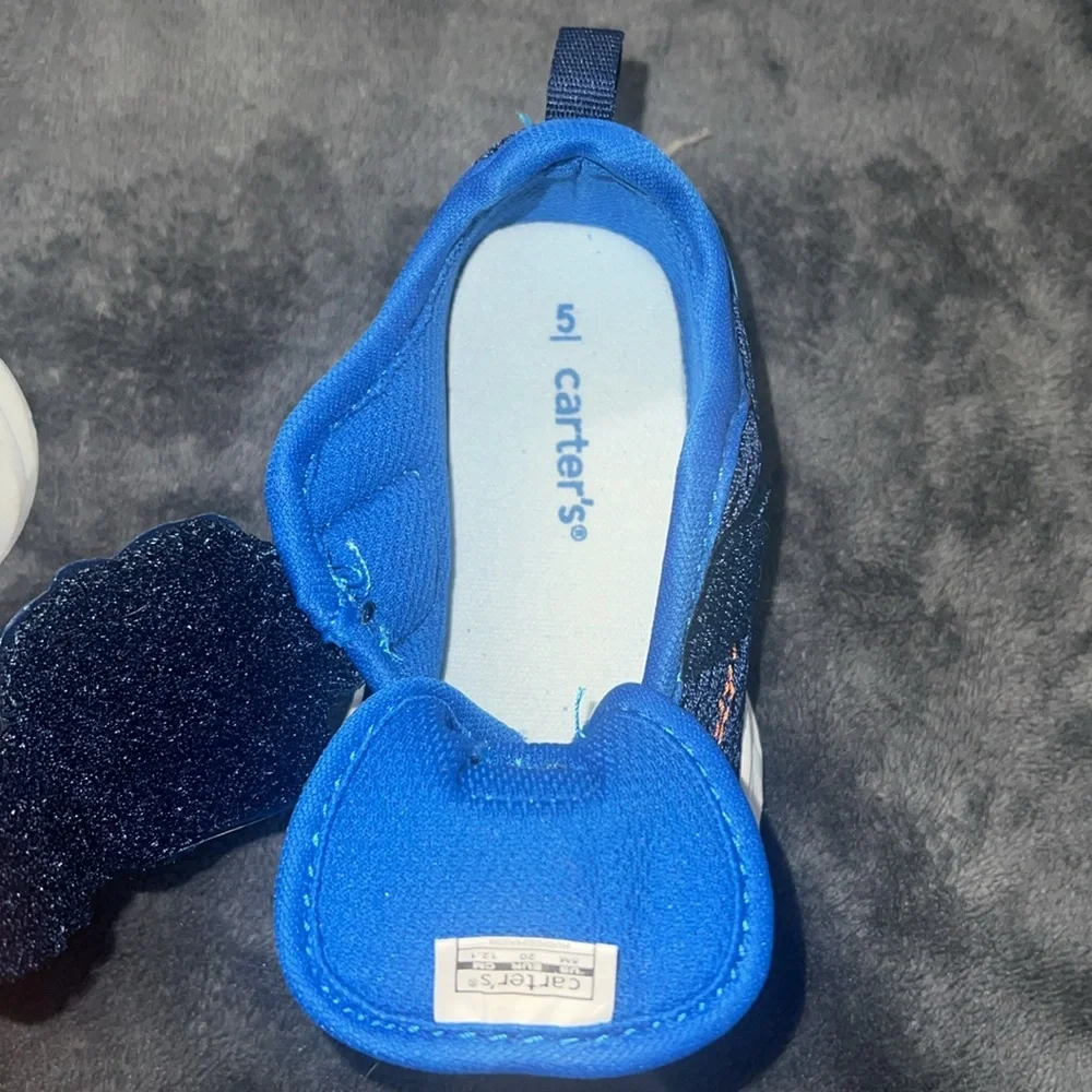 Sneakers - Picture 6 of 6